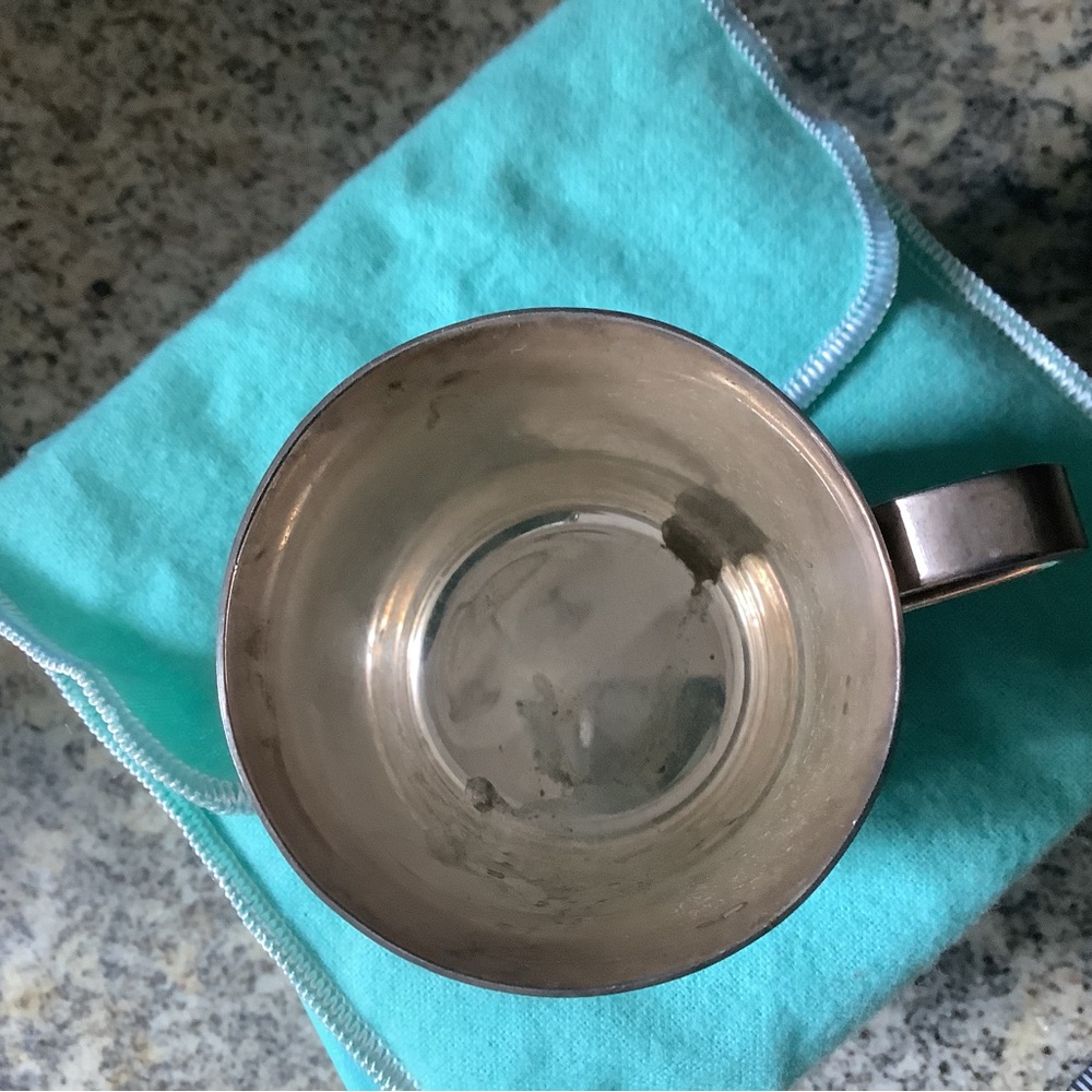 Authentic TIFFANY & Co. Stirling silver baby cup with handle - Picture 12 of 16